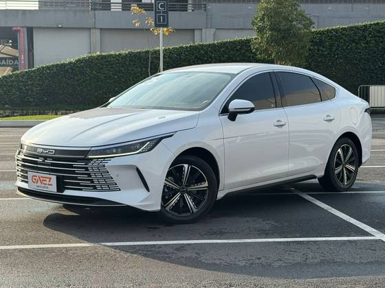 BYD KING 1.5 DM-I PHEV GS AUTOMÁTICO BYD KING 1.5 DM-I PHEV GS AUTOMÁTICO